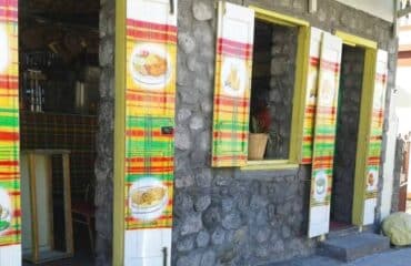 caromat-food-place-1600×800