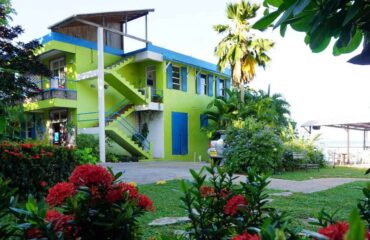 castle-comfort-dive-lodge-1600×800 (1)