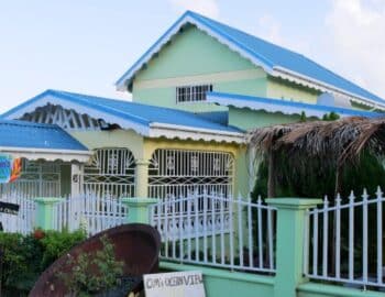 oms-ocean-view-inn-1600×800