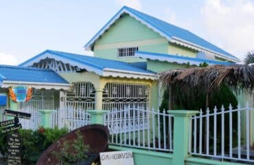 oms-ocean-view-inn-1600×800