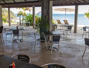 pagua-bay-bar-and-grill-1600×800