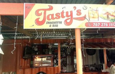 tastys-snackette-and-bar-1600×800