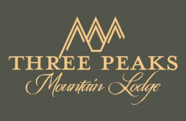 three-peaks-mountain-lodge-1600×800