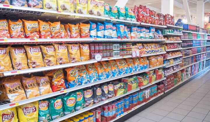 fresh-market-aisle-720×420-1